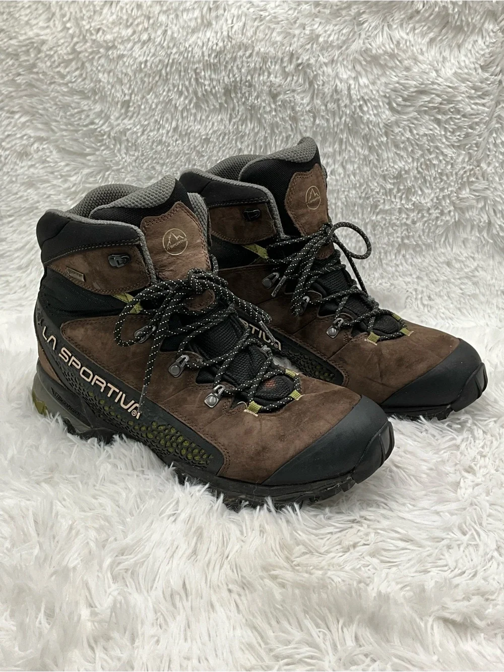 La Sportiva control outdoor construction